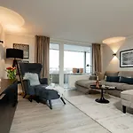 Hummer & Apartament